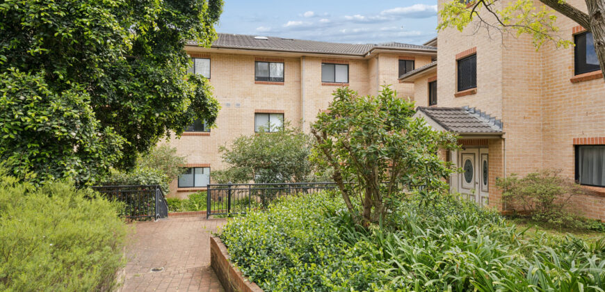 Sold by Sandy Shi “Maison Bridge Property”