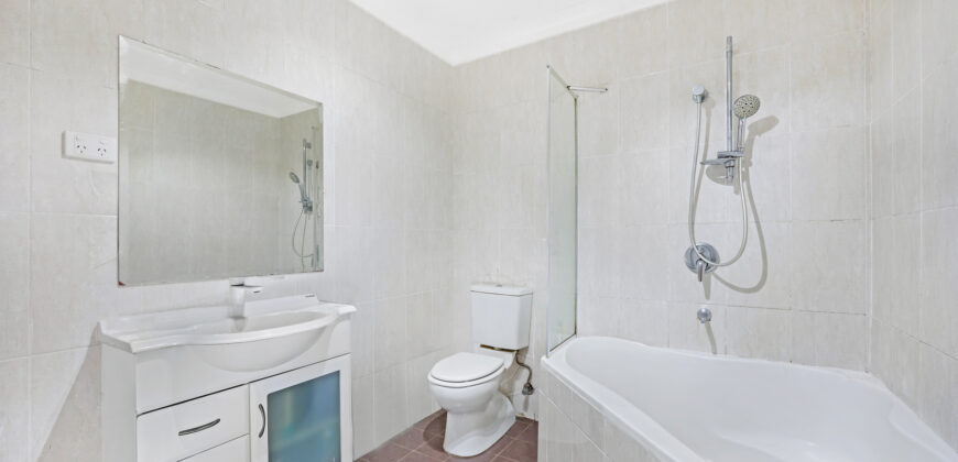 Full Brick Unit in Prime Locale