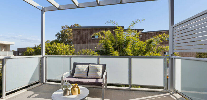 Freshly Updated Family Apartment with Double Parking and Storage