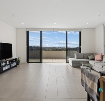 Top-Floor Penthouse with Expansive Entertainer’s Terrace & Sweeping Views