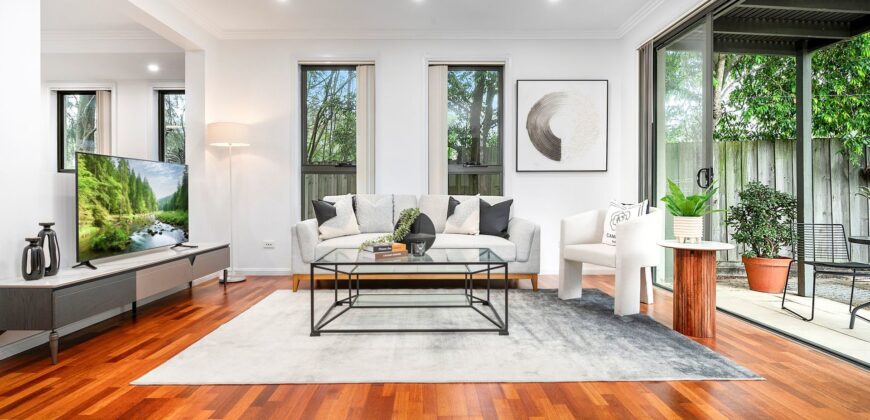 Oversized Family Townhouse with Multiple Living Areas & Private Courtyard