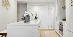 North Aspect Luxury with Panoramic Water & CBD Views