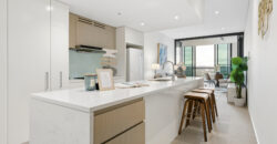 North Aspect Luxury with Panoramic Water & CBD Views