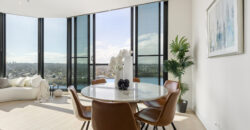 North Aspect Luxury with Panoramic Water & CBD Views