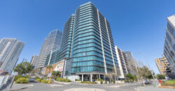 North Aspect Luxury with Panoramic Water & CBD Views