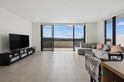 Top-Floor Penthouse with Expansive Entertainer’s Terrace & Sweeping Views