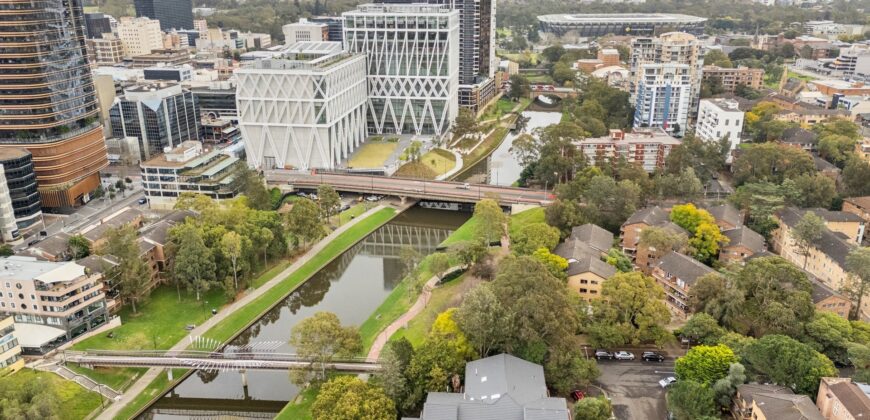 Full Brick North-Facing Unit in Prized Riverside Location