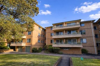 Freshly Renovated North-Facing Unit in Prized Riverside Location