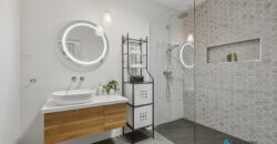 Exceptional Family Entertainer on 909sqm in a Tightly Held Pocket