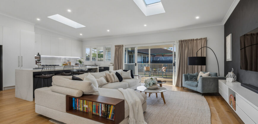 Exceptional Family Entertainer on 909sqm in a Tightly Held Pocket
