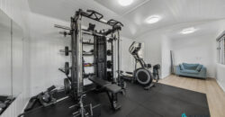 Exceptional Family Entertainer on 909sqm in a Tightly Held Pocket