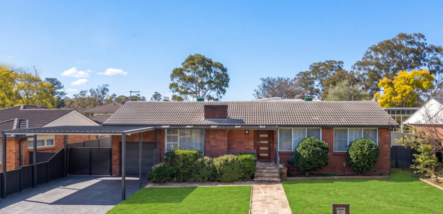 Exceptional Family Entertainer on 909sqm in a Tightly Held Pocket