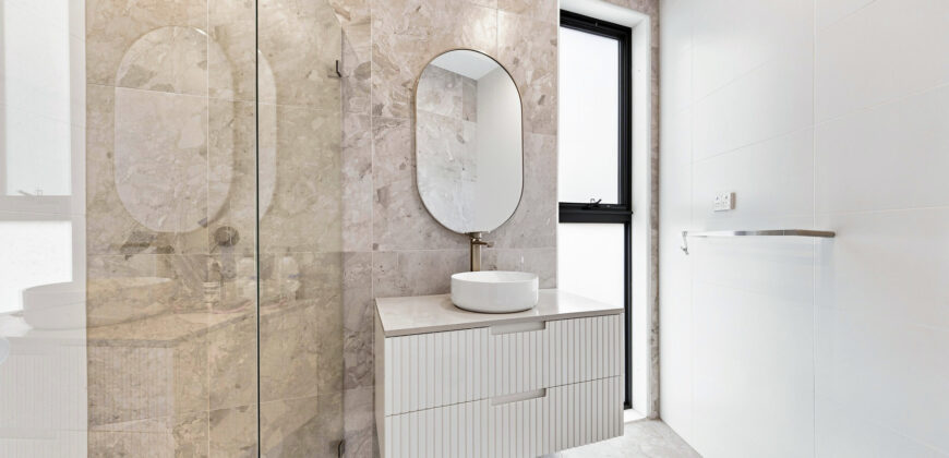 Luxurious 4 Bedroom Terrace Home, Tranquil & Convenient Position