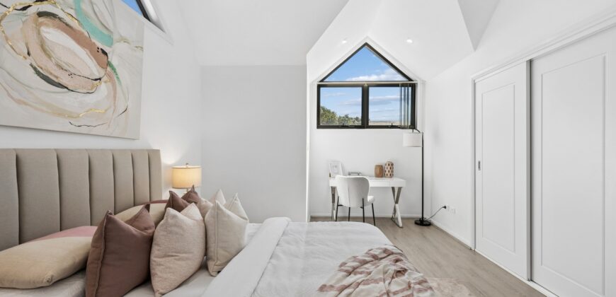 Sold By Sandy Shi & Kelly Choi of “Maison Bridge Property”