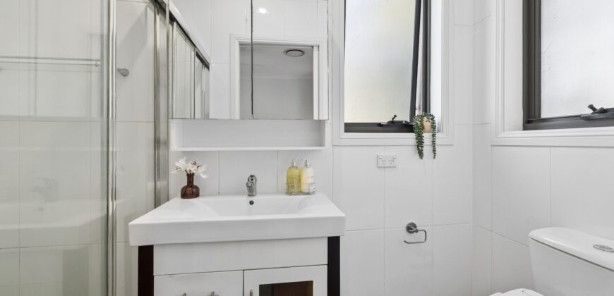 Sold By Sandy Shi & Kelly Choi of “Maison Bridge Property”