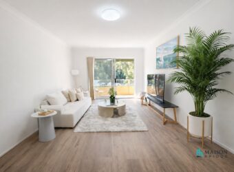 Full Brick North-Facing Unit in Prized Riverside Location