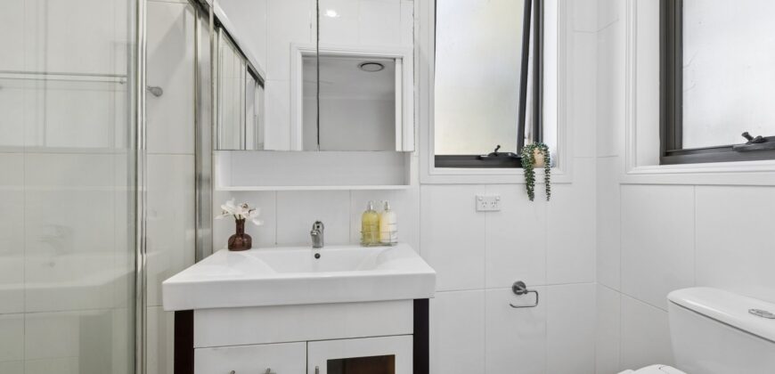 Sold By Sandy Shi & Kelly Choi of “Maison Bridge Property”