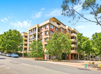 Solid Double Brick Living with Bay Outlooks