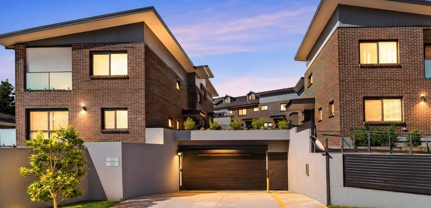 Near New Modern Townhouse – Carlingford West Public Catchment